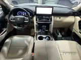 Toyota Land Cruiser VX Twin Turbo 2025